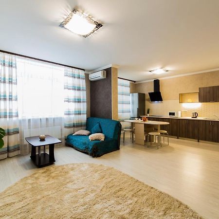 Studio Apartment On Bazhana Kiev Ngoại thất bức ảnh