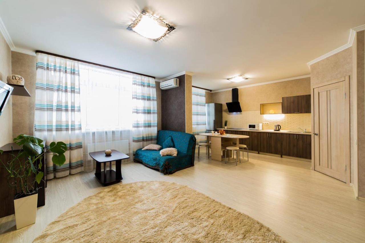 Studio Apartment On Bazhana Kiev Ngoại thất bức ảnh